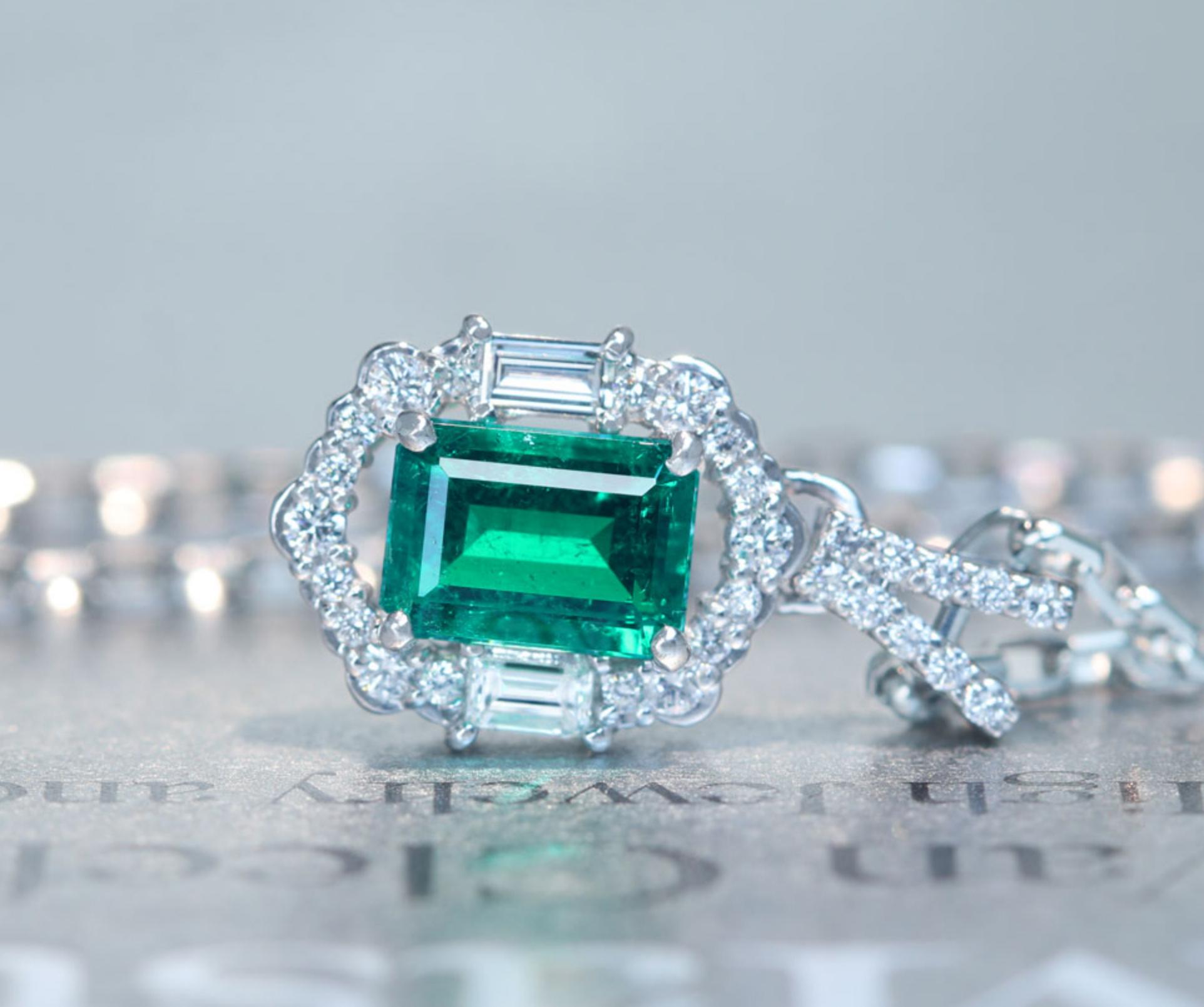 コロンビア産エメラルド 1.03ct ダイヤモンド 0.31ct ネックレス